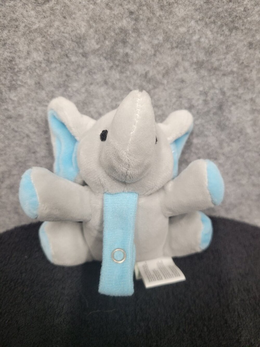 Le Bebe plush pacifier holder good condition